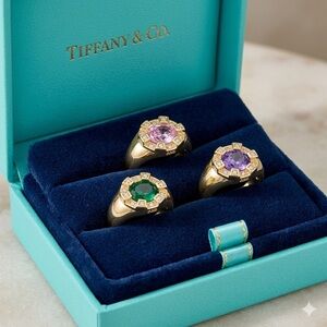 Dome Gold Ring with Gemstone